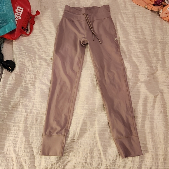 Vuori Leggings  Blush High Waist  Size XS - Picture 6 of 9